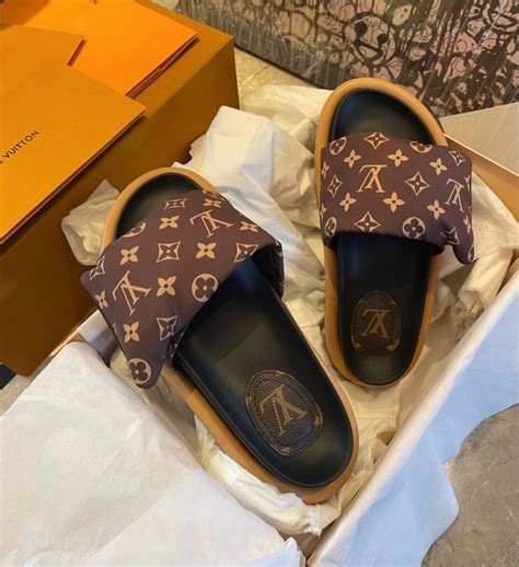 lv pillow sliders